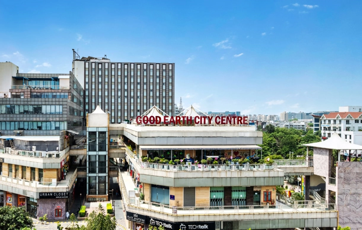 Part of Good Earth Infra's journey, Good Earth City Centre, a commercial project located in Sector 50, Gurugram, delivered in 2013. This iconic landmark offers retail spaces and a thriving business environment